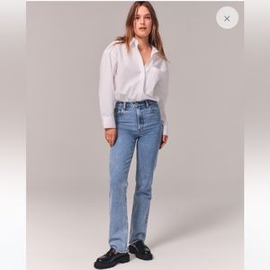Abercrombie Ultra High Rise 90s Straight Jean - Medium Sz 26 short